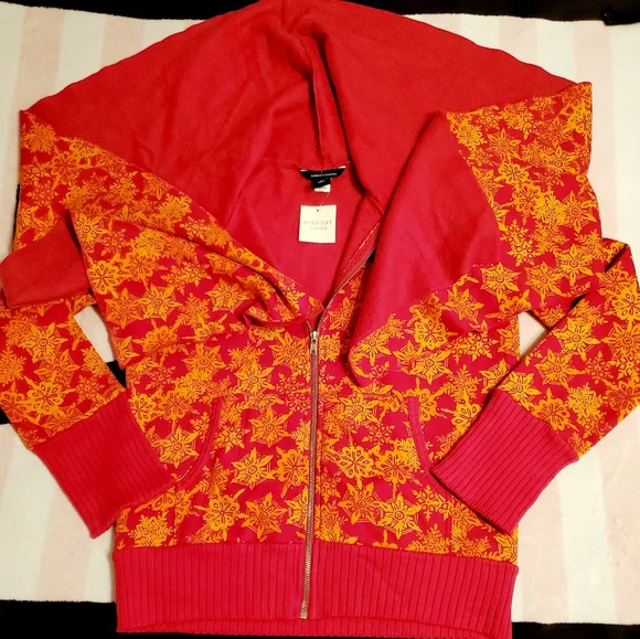 NWT Moda International Women’s MEDIUM Sweater Full Zip Attached Scarf Sn… - Picture 1 of 12